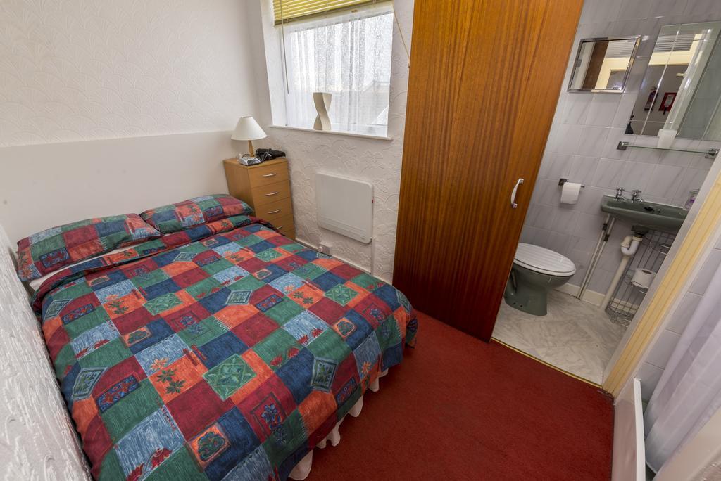 Lyndale Holiday Flats Blackpool Eksteriør billede