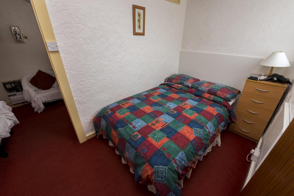 Lyndale Holiday Flats Blackpool Eksteriør billede